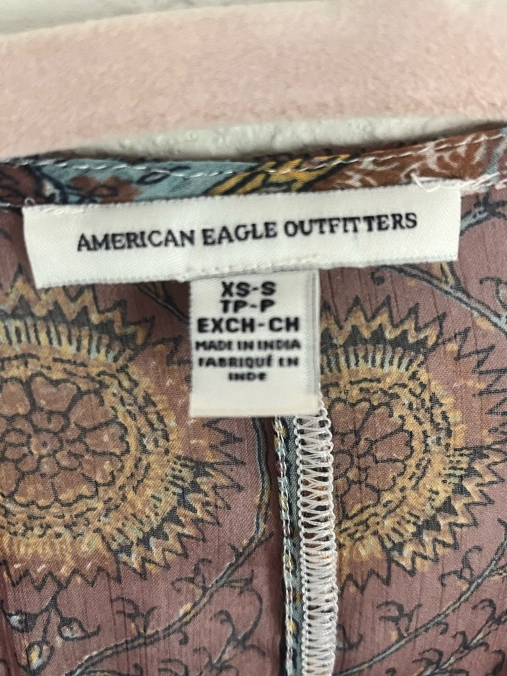 American Eagle Outfitters Mauve Paisley Sheer Kimono - Picture 3 of 4